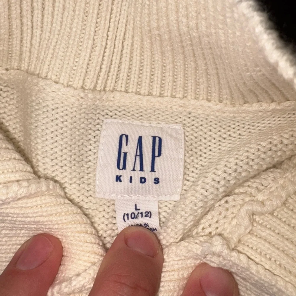 GAP Kids Cable Knit Sweater